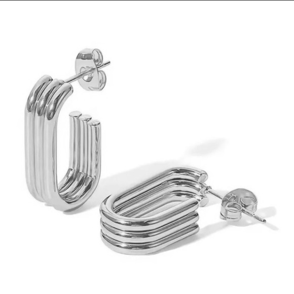 BOGO! Hoop Triple bar earrings Deco - in Silver Color- Boutique NEW - Picture 3 of 6